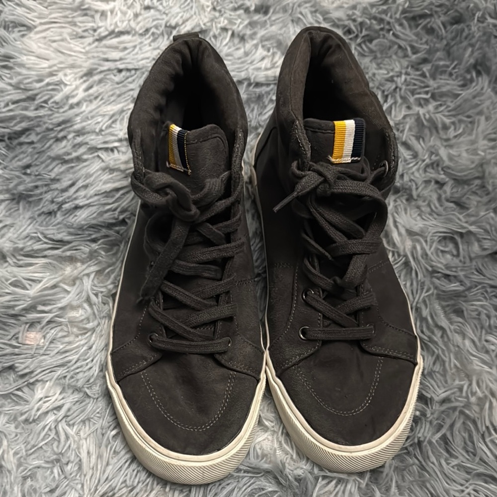 Old Navy Black High-Top Sneakers Canvas Vulcanized Sole